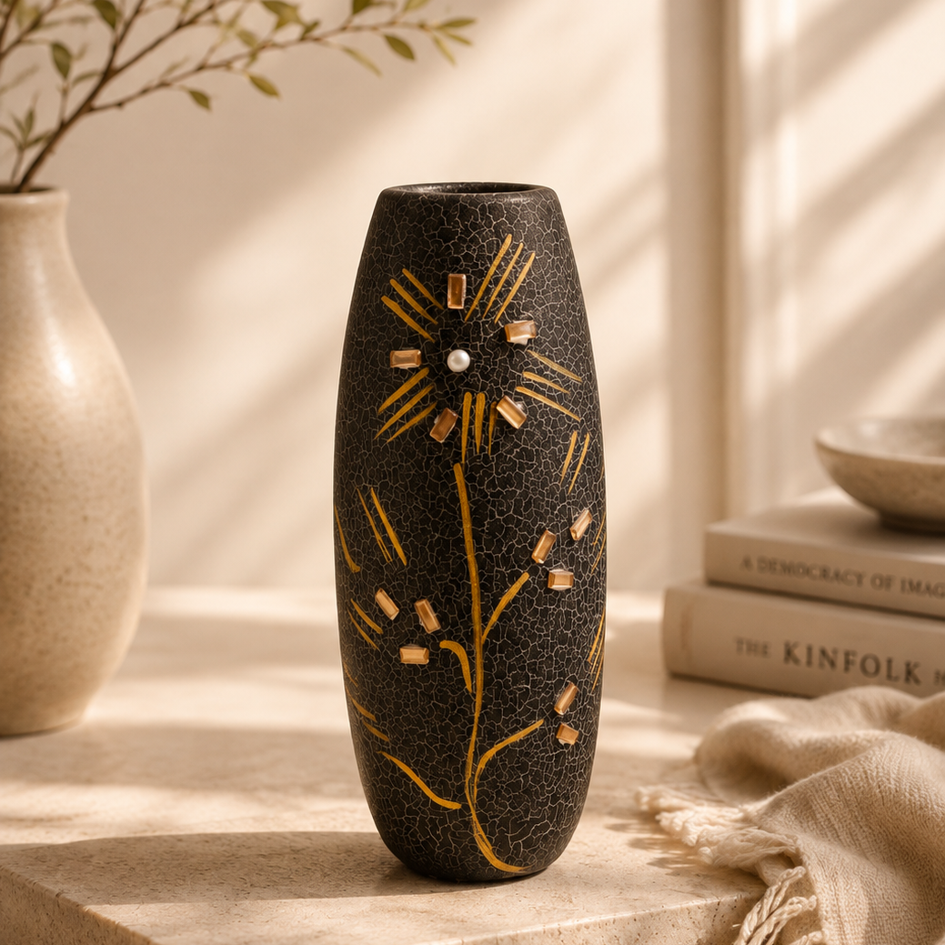 Noir Élan — Sculptural Vase Set